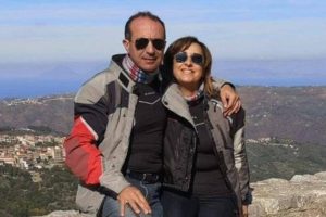 Ortopedico di Giarre e la moglie morti in un incidente auto-moto nel Trapanese