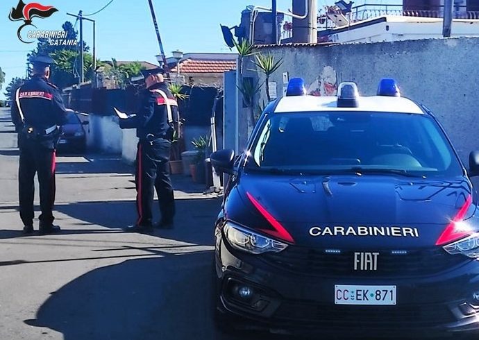 Catania, 52enne di Biancavilla ai domiciliari sorpreso in bici: torna agli arresti casalinghi