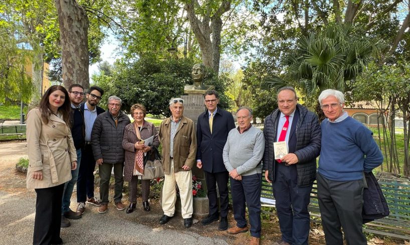 Adrano, Pd commemora l’antifascista Carmelo Salanitro morto a Mauthausen: cerimonia al ‘Branchina’