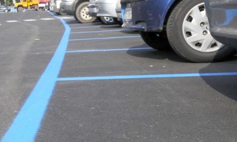 Mille bolle blu a Paternò: la politica sui parcheggi è sfuggita di mano