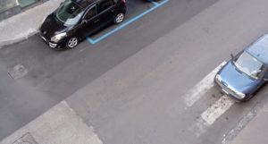 Mille bolle blu a Paternò: la politica sui parcheggi è sfuggita di mano