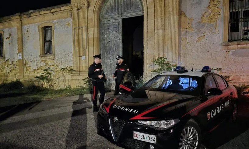 Mazara del Vallo, 14enne muore dopo crollo del tetto di azienda dismessa: grave un coetaneo