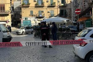 Far West a Monreale, sparatoria in piazza: muoiono 3 giovani