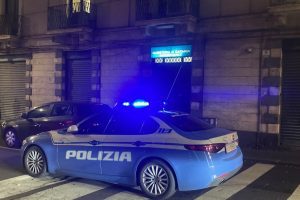 Catania, turista polacca rapinata e scaraventata a terra: due giovani arrestati
