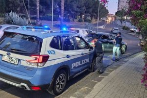 Paternò, patenti scadute e auto senza assicurazione: sanzioni e confische dopo controlli della Polizia