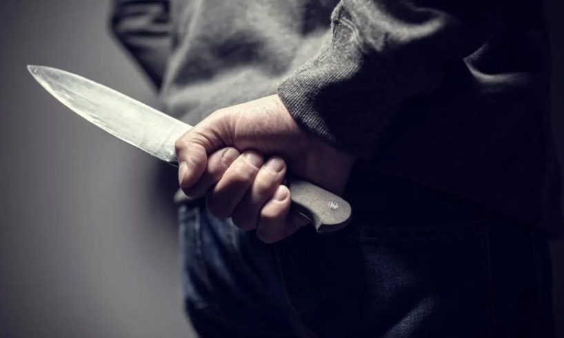 Paternò: “Giovane coppia minacciata da extracomunitari per una rapina”. Denuncia del consigliere Russo