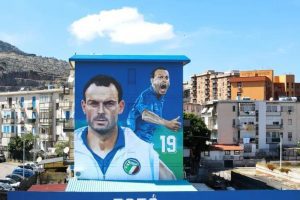 Calcio, al Cep di Palermo murale dedicato a Totò Schillaci: firmato da Igor Scalisi Palminteri