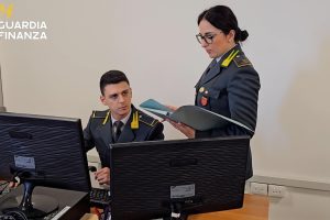 Catania, GdF sequestra 3,8 mln ad azienda logistica: 12 indagati