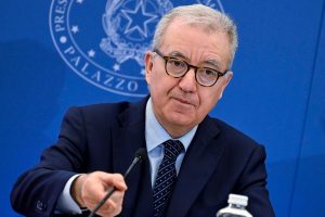 Governo, piano riqualificazione sociale: a Catania e Palermo il Sottosegretario Mantovano