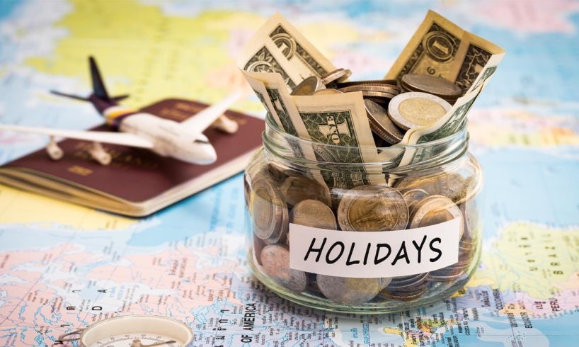 Turismo, 1350 euro il budget per le vacanze del 65% degli italiani: Sicilia, Puglia e Sardegna dominano la scena