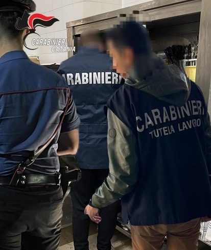 Riposto, lavoro nero e violazioni su sicurezza in una casa di riposo: maxi sanzione e denuncia per il titolare