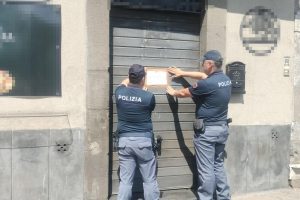 Adrano, chiuso per 7 giorni chiosco-bar: è ritenuto ritrovo di pregiudicati