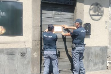 Adrano, chiuso per 7 giorni chiosco-bar: è ritenuto ritrovo di pregiudicati