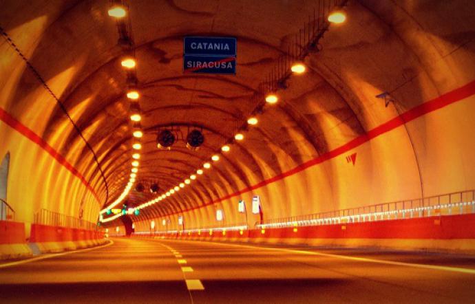 Lavori in galleria: chiusure notturne sull’autostrada Catania-Siracusa e sulla SS 114