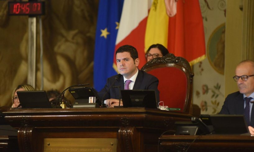 Corruzione, Galvagno all’Ars: “Indagine in corso. Non mi dimetto per rispetto della Costituzione”