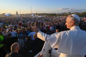 Giubileo dei giovani, Papa Leone XIV a Tor Vergata: “La fragilità è meraviglia, la vita è dono”