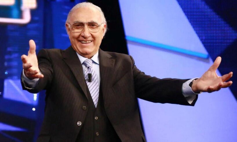 L’addio a Pippo Baudo: camera ardente al Teatro delle Vittorie, funerali a Militello il 20 agosto in diretta al Tg1