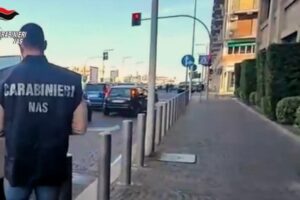 Catania, lancia sassi contro la sede della Banca d’Italia: 30enne bloccato e arrestato dai Carabinieri del Nas