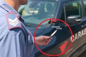 S. M. di Licodia, denunciato un 33enne con coltello e segnalato un giovane per droga