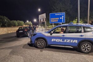 Controlli a Ramacca: sanzioni in quattro locali della movida, auto multate e patenti ritirate