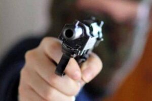 Paternò, rapina armata a Parco Europa: bandito solitario fugge con 900 euro