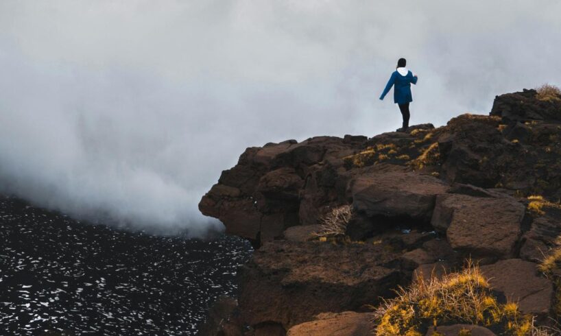 Etna, si ferma la colata lavica: solo deboli emissioni di cenere dal Cratere di Sud-Est