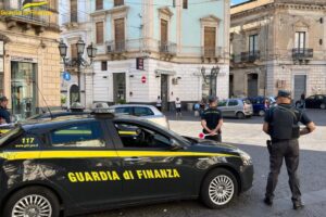 Droga, due giovani fermati a Paternò: attesa per la decisione del Gip