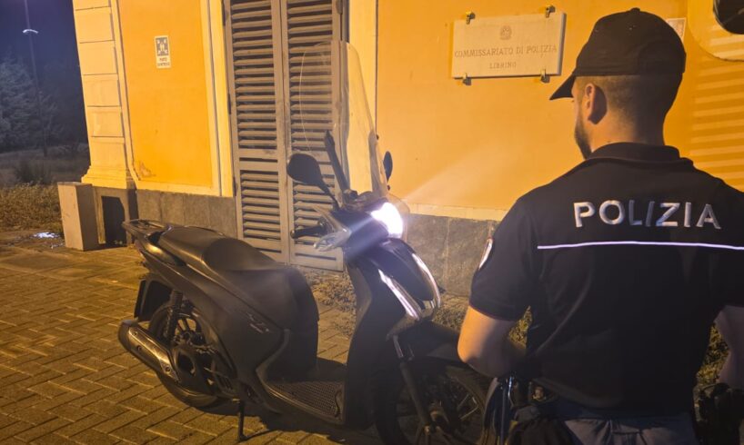 Catania, va a firmare in Commissariato con uno scooter rubato: 43enne denunciato