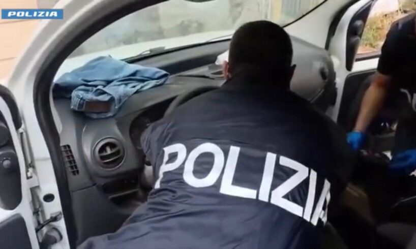 Catania, blitz contro la devianza giovanile: arresti, denunce e sequestri di droga nei quartieri a rischio (VIDEO)
