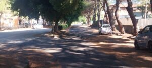 Paternò, Parco del Sole tra degrado e pericoli: monopattini e giochi rotti preoccupano residenti e famiglie