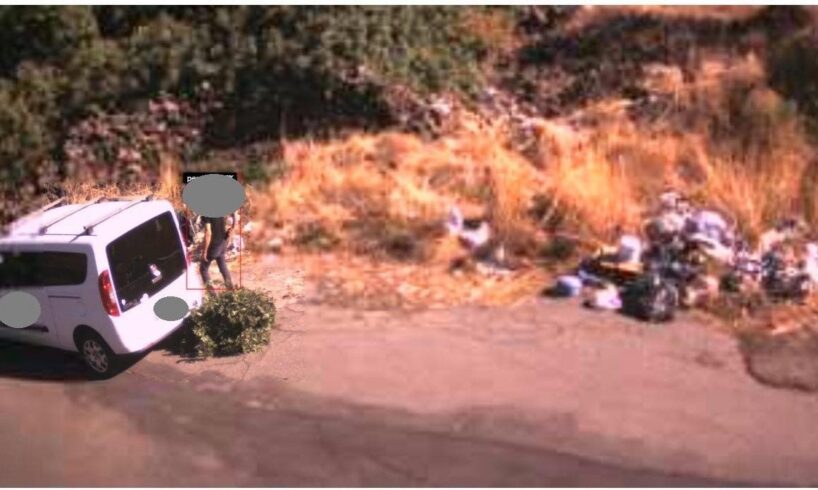 Camporotondo Etneo, fototrappole contro gli zozzoni: venti sanzionati. E i ragazzi puliscono il mondo con Legambiente