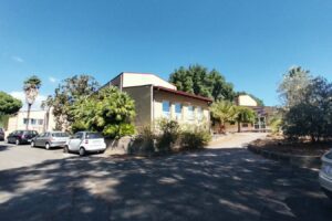 Paternò, caos scuole: al via tra lavori mai partiti e classi sballottate. Tre sezioni tornano al plesso Falconieri