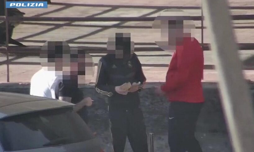 Adrano, il reggente del clan pianificava una strage per vendicare la morte del figlio