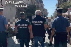 Paternò, controlli dei Carabinieri del NIL: tre commercianti denunciati per lavoro irregolare