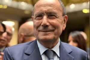 Regione, Schifani: "Bilancio molto positivo e coalizione serena". E sui termovalorizzatori: "Percorso al 40%"