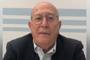 Bronte, il sindaco Firrarello invita alla Sagra del Pistacchio 2025 con una lettera in siciliano