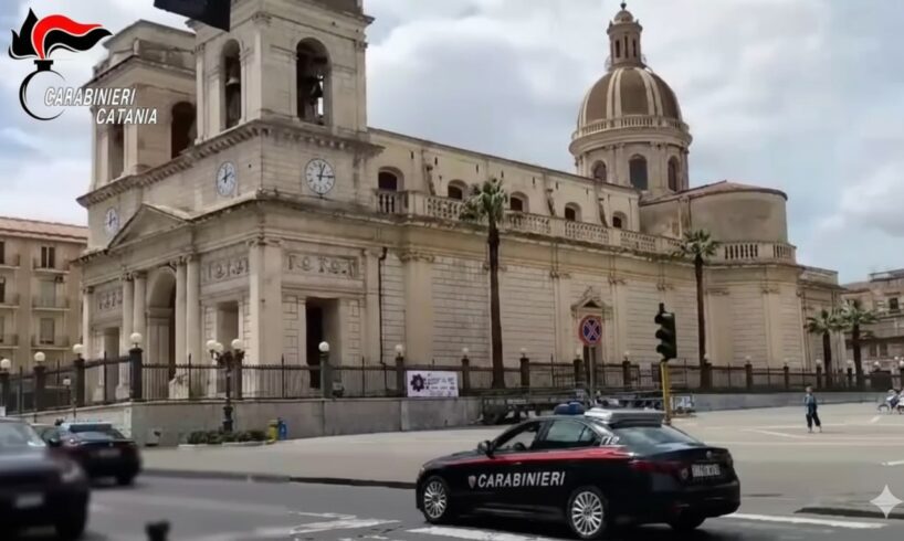 Rissa condominiale a Calatabiano, carabinieri feriti nel tentativo di placarla: 4 denunciati