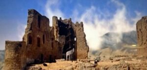 Addio a Tano Cariddi, il boss che abitava la Torre Normanna. Il ricordo de "La Piovra" e il set perduto di Paternò