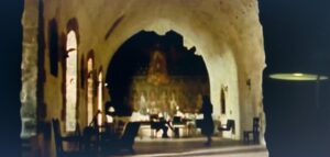 Addio a Tano Cariddi, il boss che abitava la Torre Normanna. Il ricordo de "La Piovra" e il set perduto di Paternò