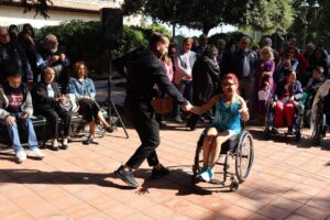 “IncludiAMO”, sfilata di emozioni e solidarietà alla villa comunale di Viagrande