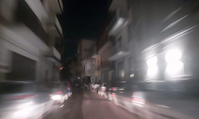 Paternò, il faro del degrado: per giorni nel buio più totale