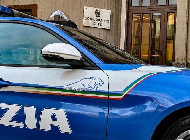 Adrano, rubano castagne in un fondo privato: denunciati due giovani di Biancavilla