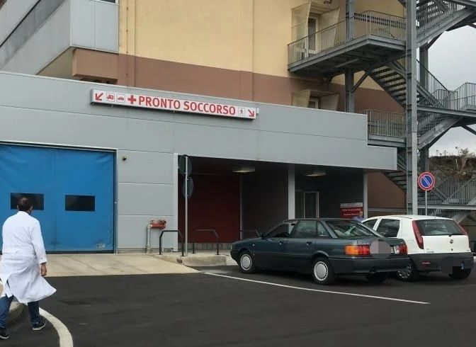 Biancavilla, tensione al Pronto Soccorso dell’ospedale dopo morte bambino di 7 anni