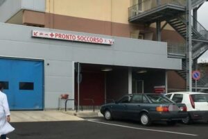 Biancavilla, tensione al Pronto Soccorso dell’ospedale dopo morte bambino di 7 anni