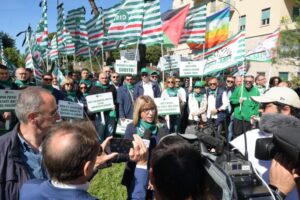 La Sicilia lancia un segnale per la pace: al via la maratona della Cisl