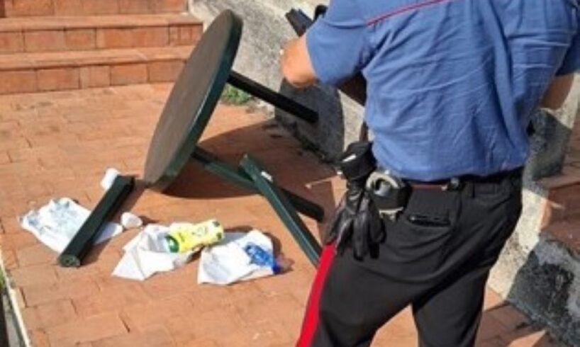 Valverde, coltello e gamba di tavolino: il "duello" in un panificio. Denunciato 41enne