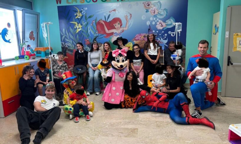 Catania, il sorriso come medicina: i volontari colorano la Pediatria del Garibaldi