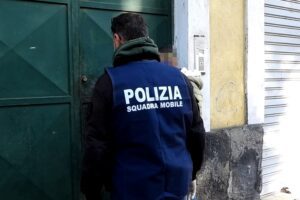 Catania, furto in appartamento del centro: i due ladri bloccati con 10mila euro di gioielli