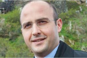 Maletto, sindaco in campo contro i gossip: "Nell'inchiesta Cuffaro c'è un mio omonimo"