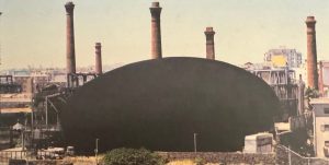 La memoria di pietra: il fuoco, l'oblio e la lezione del ‘cutulisciu’ di Giacomo Leone